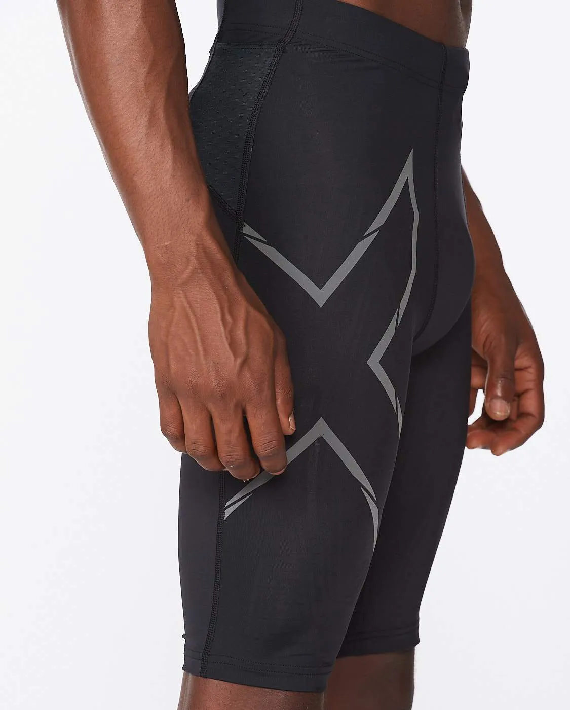 2XU Men Light Speed Compression Shorts