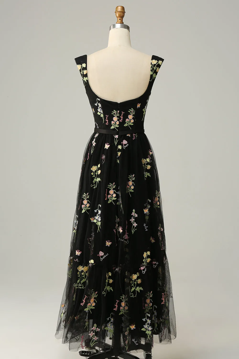 A Line Sweetheart Black Long Prom Dress with Embroidery