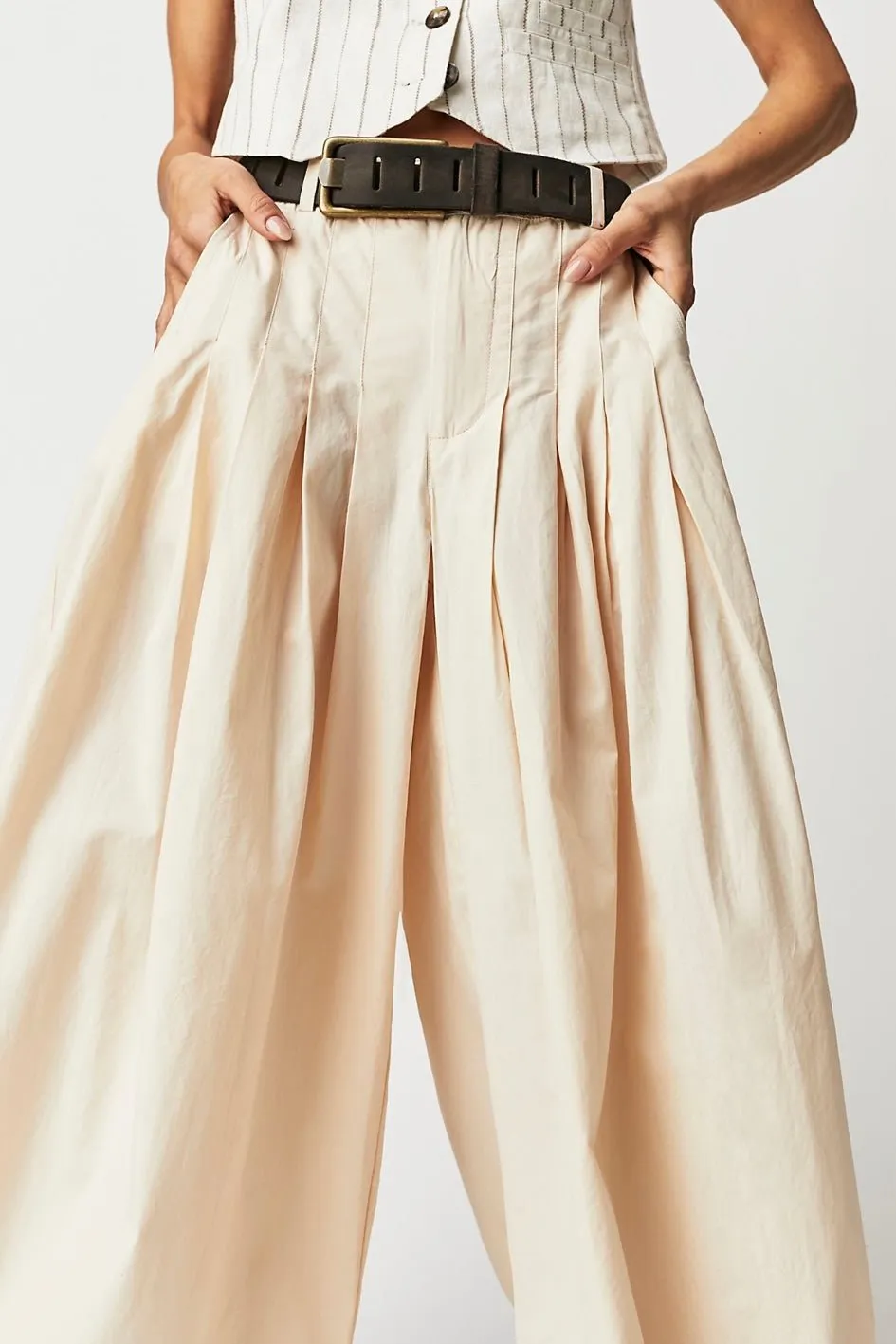 CASSIA PLEATED TROUSERS WIDE LEG PANTS