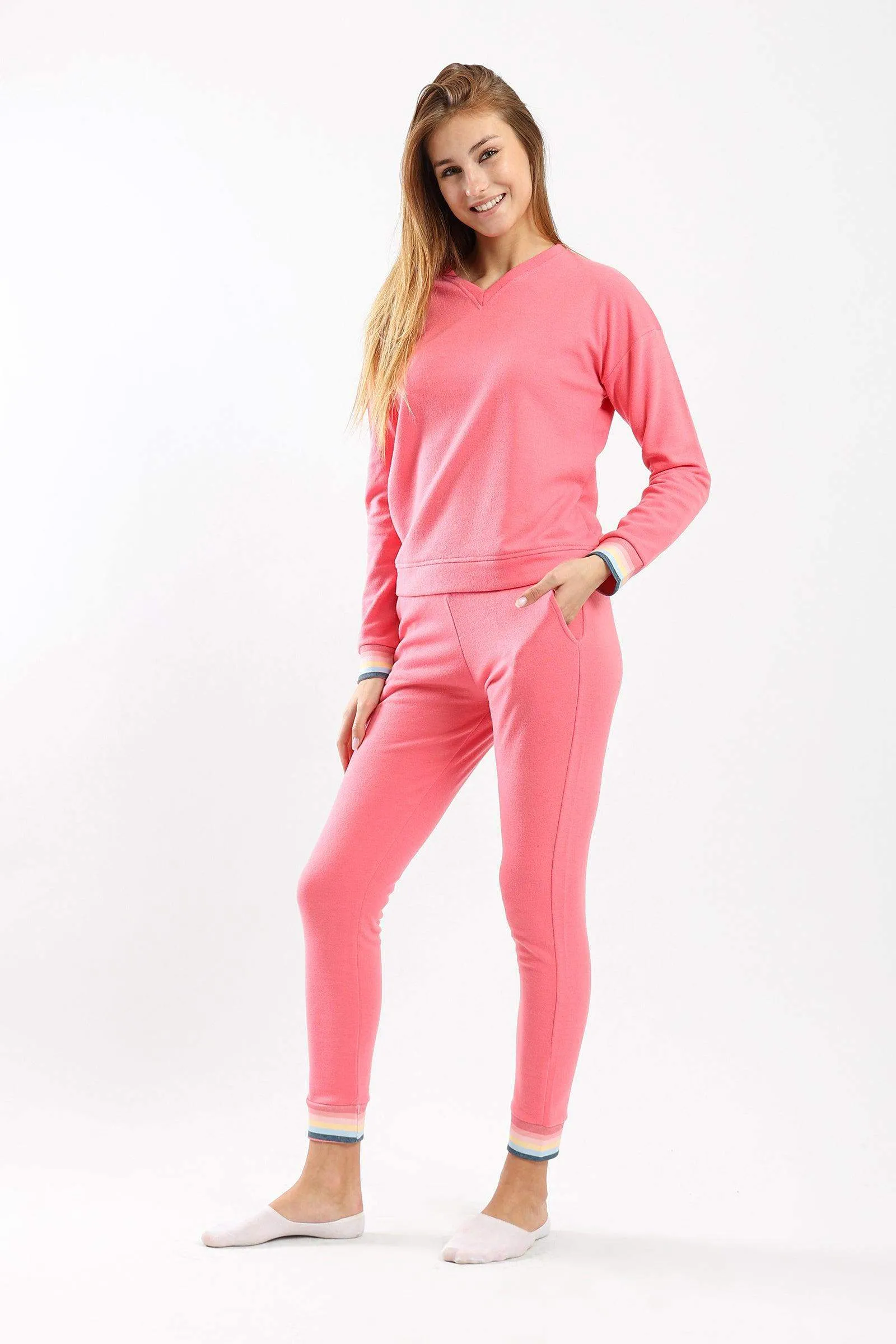 Colored Cuffs Pyjama Set