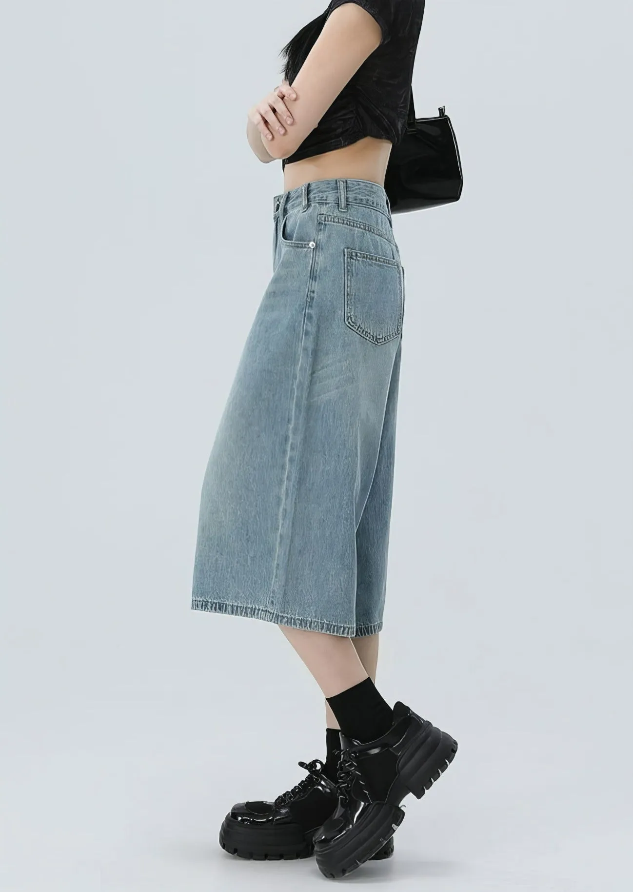 Denim Culotte Capri Shorts with Back Pocket Detail