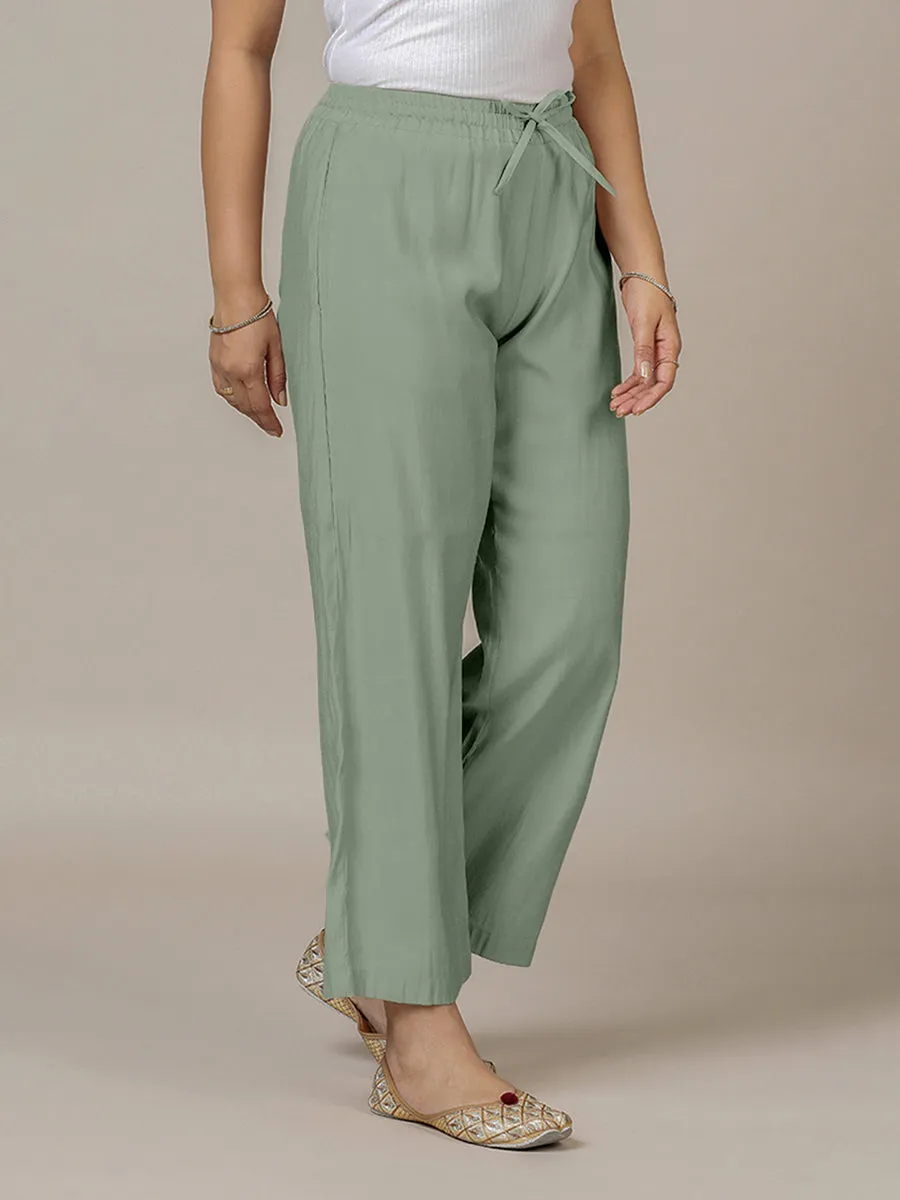 Fiza x Rozaana | Straight Pant in Mint Green