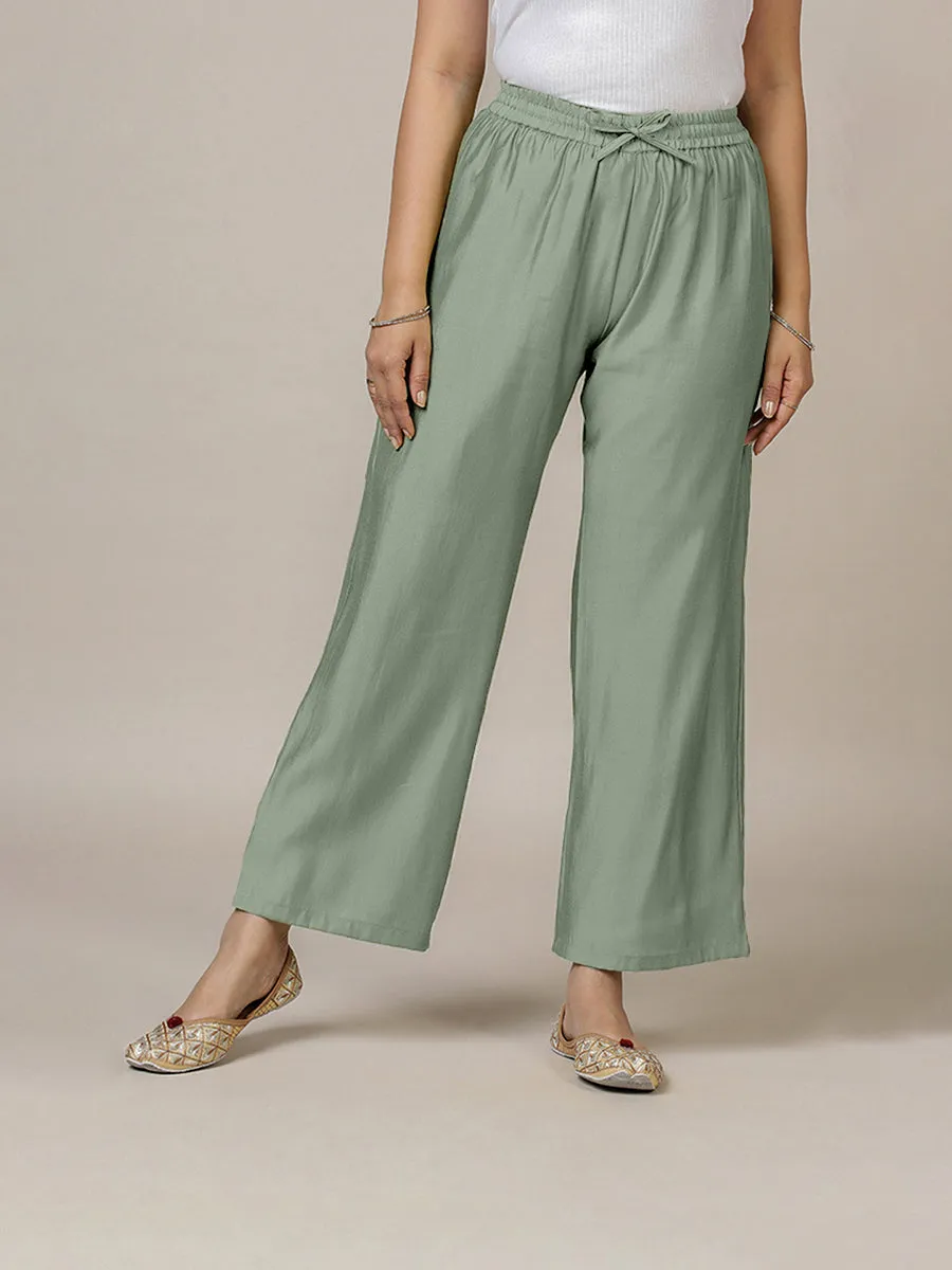 Fiza x Rozaana | Straight Pant in Mint Green