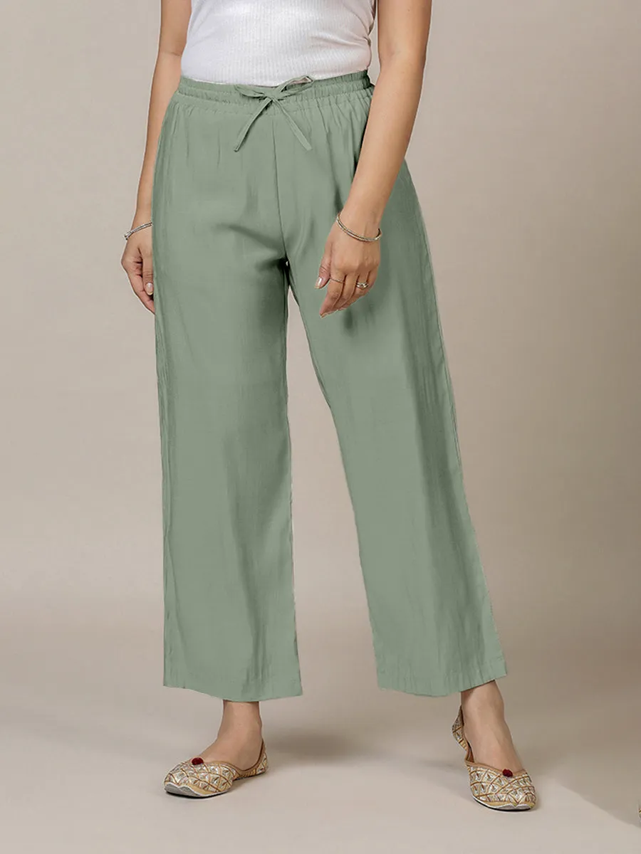 Fiza x Rozaana | Straight Pant in Mint Green