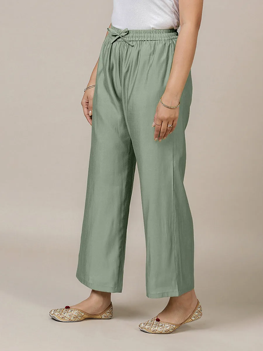 Fiza x Rozaana | Straight Pant in Mint Green