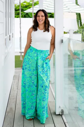 Larsa Wide Leg Pants in Evergreen Print