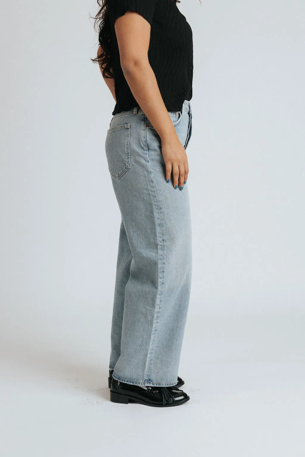 Low Slung Baggy Jeans