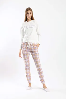 Pyjama Set with Checkered Pants