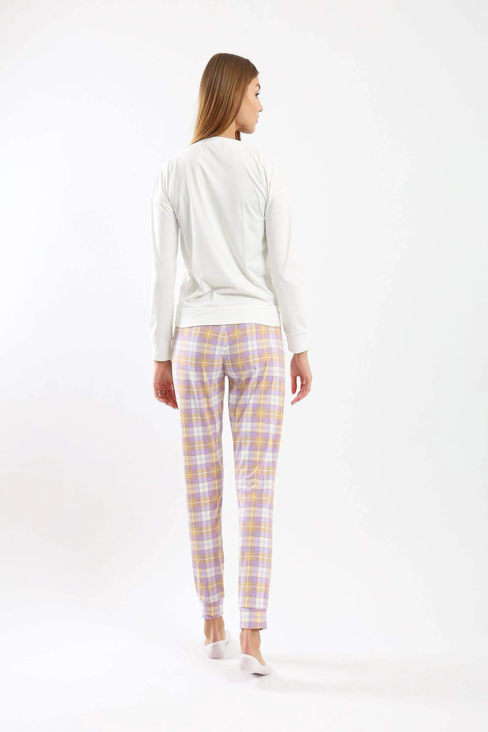 Pyjama Set with Checkered Pants