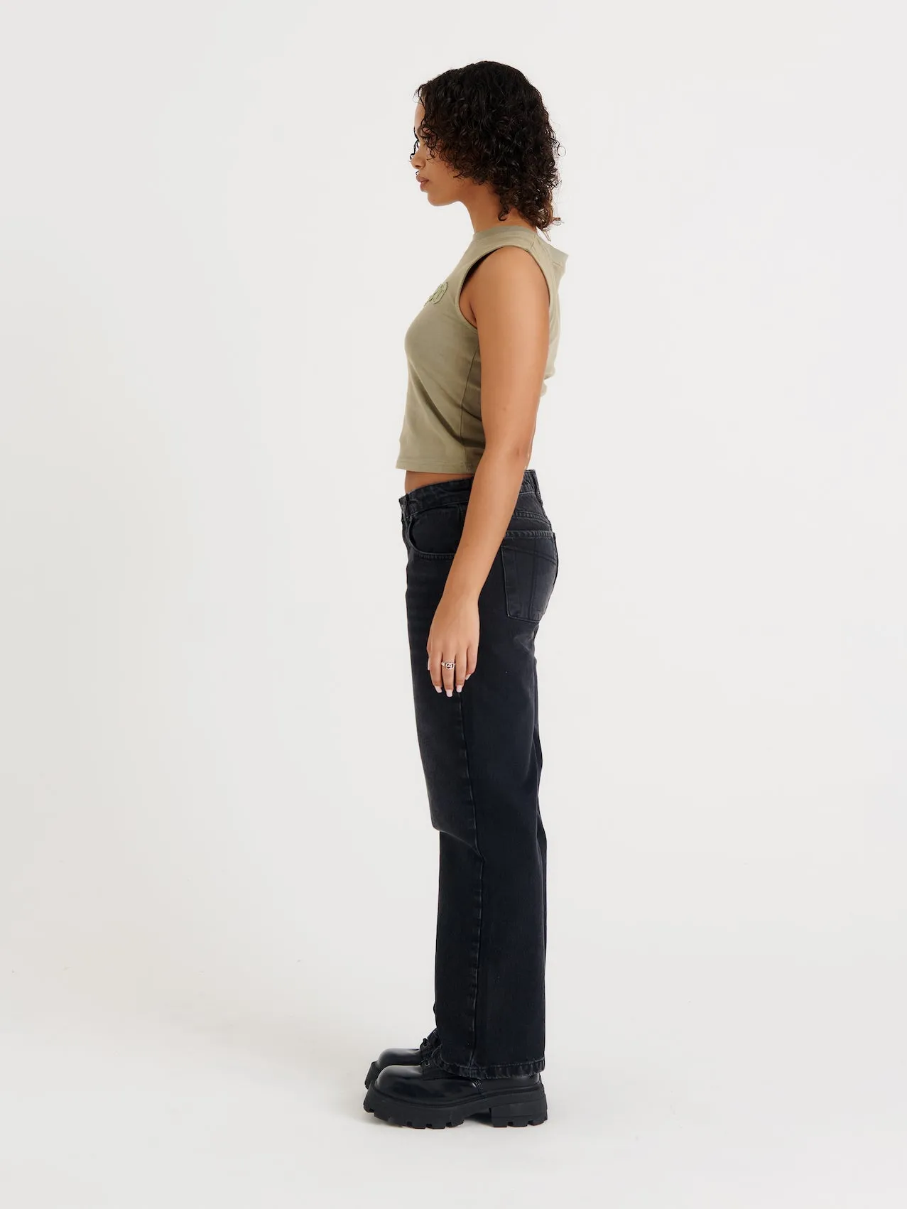 Relaxed Straight Leg Jean Black