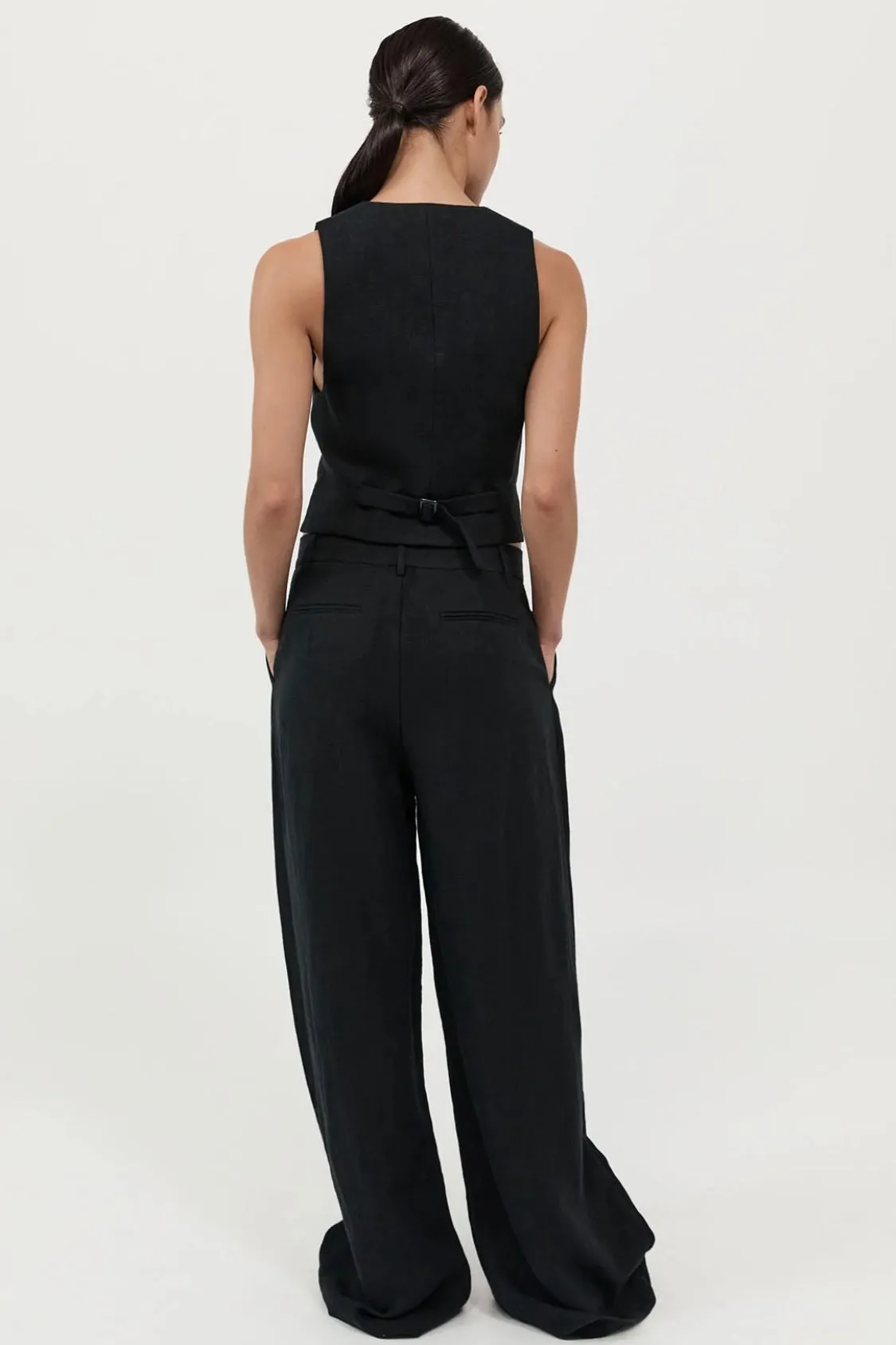 TAILORED LINEN PANTS