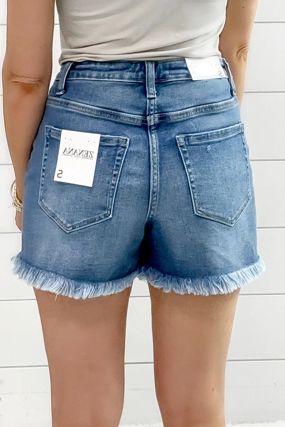 The Delanie Mid Rise Shorts - Denim