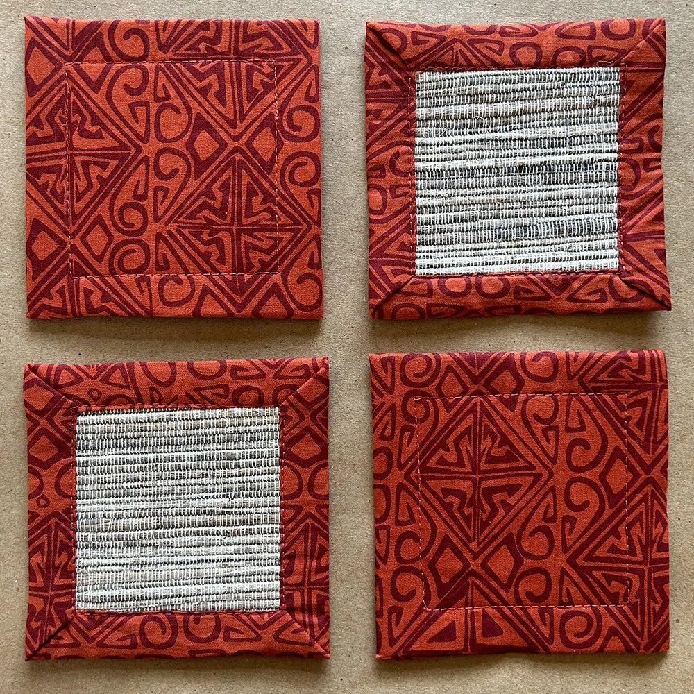 Toraja Red Waterlily Coaster, set of 4