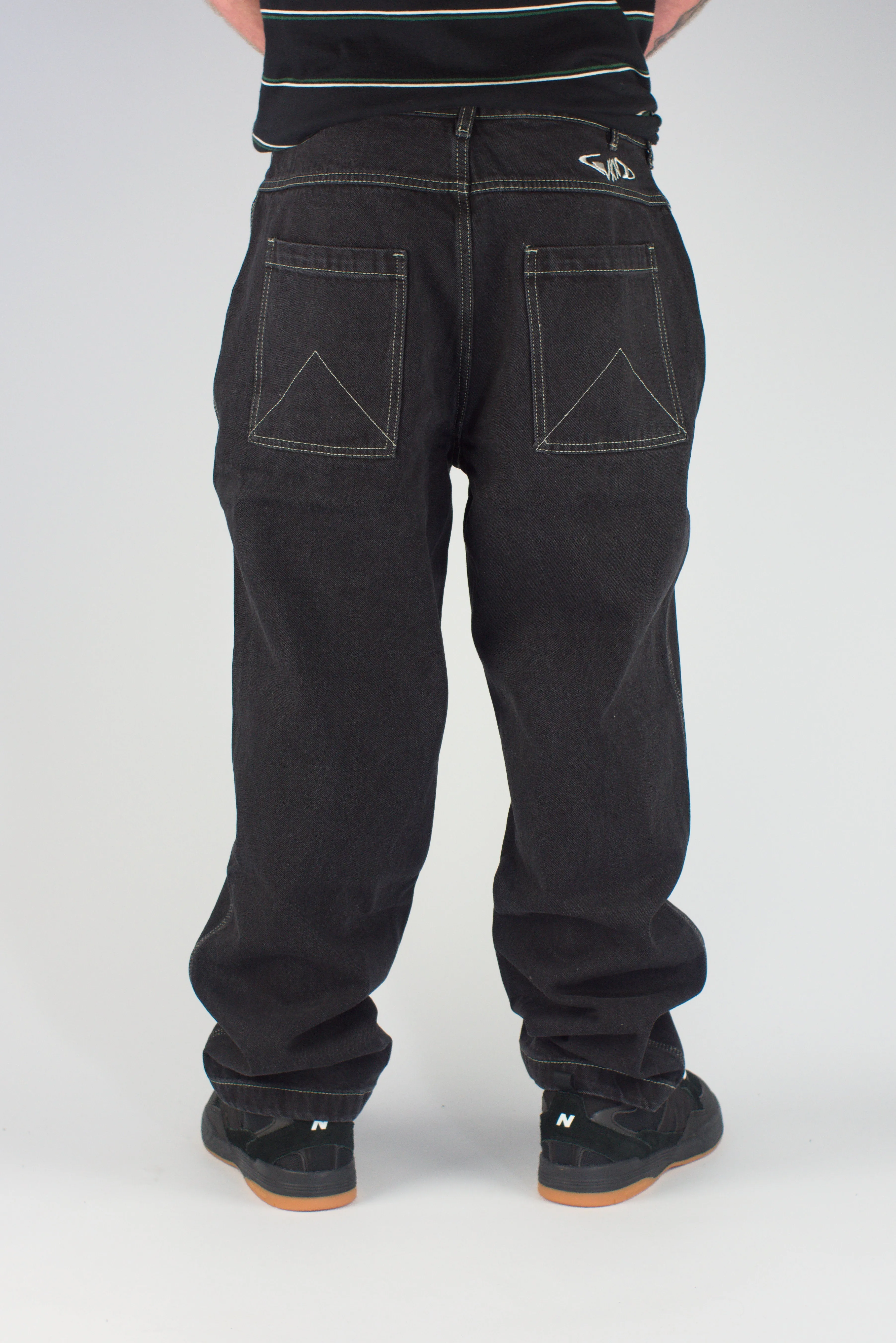 Wknd - Gene’s Jeans - Heavyweight - Black / White